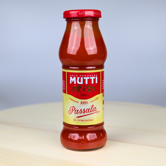 Pastă de roșii Mutti Passata di Pomodoro